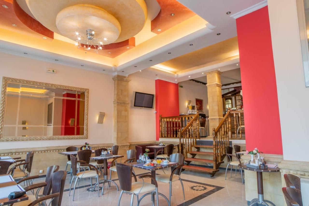 Argo Hotel Пірей Екстер'єр фото