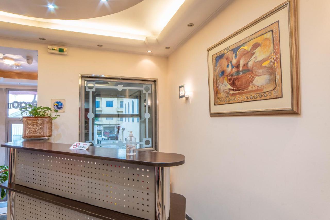 Argo Hotel Пірей Екстер'єр фото