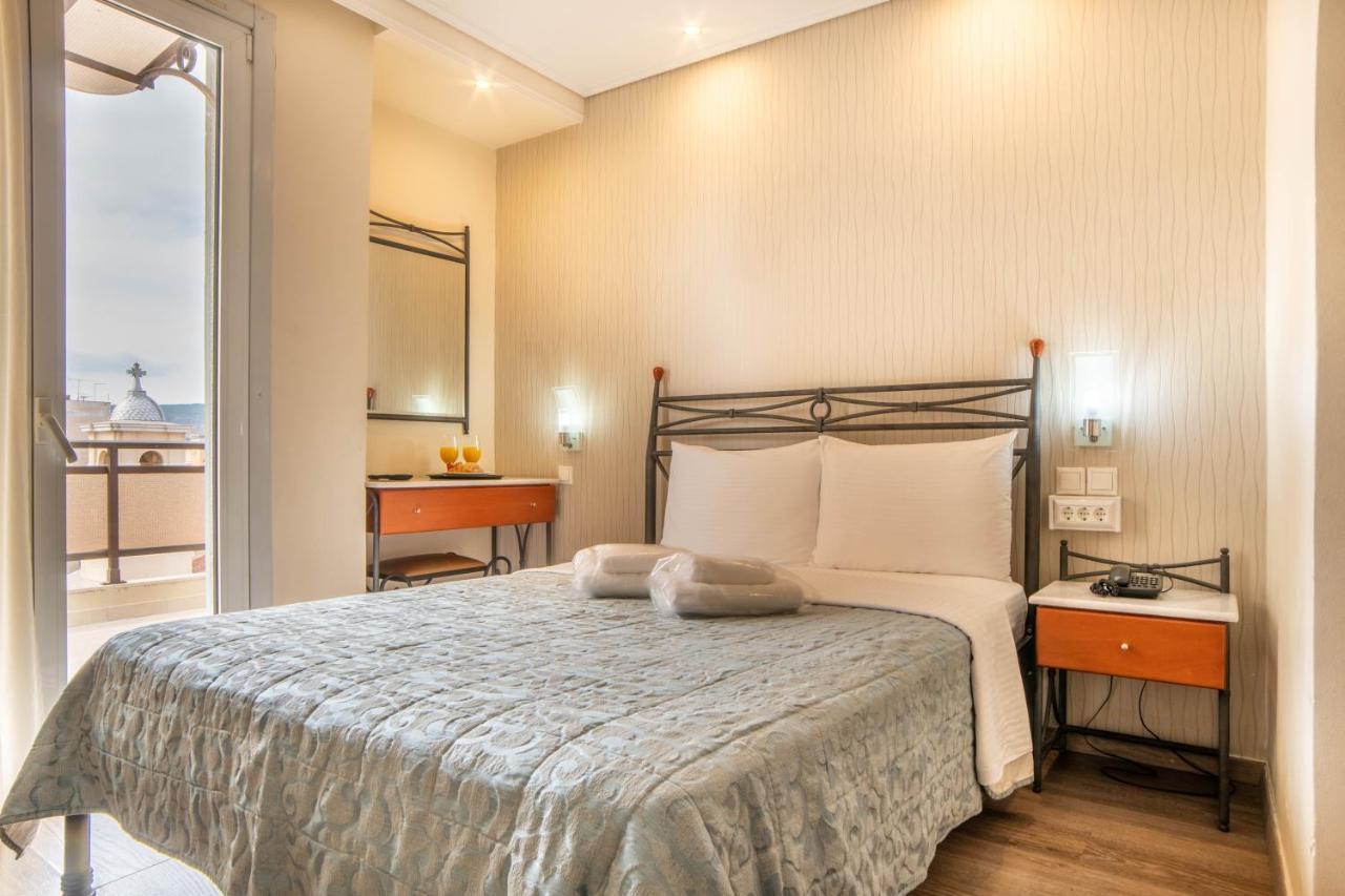 Argo Hotel Пірей Екстер'єр фото