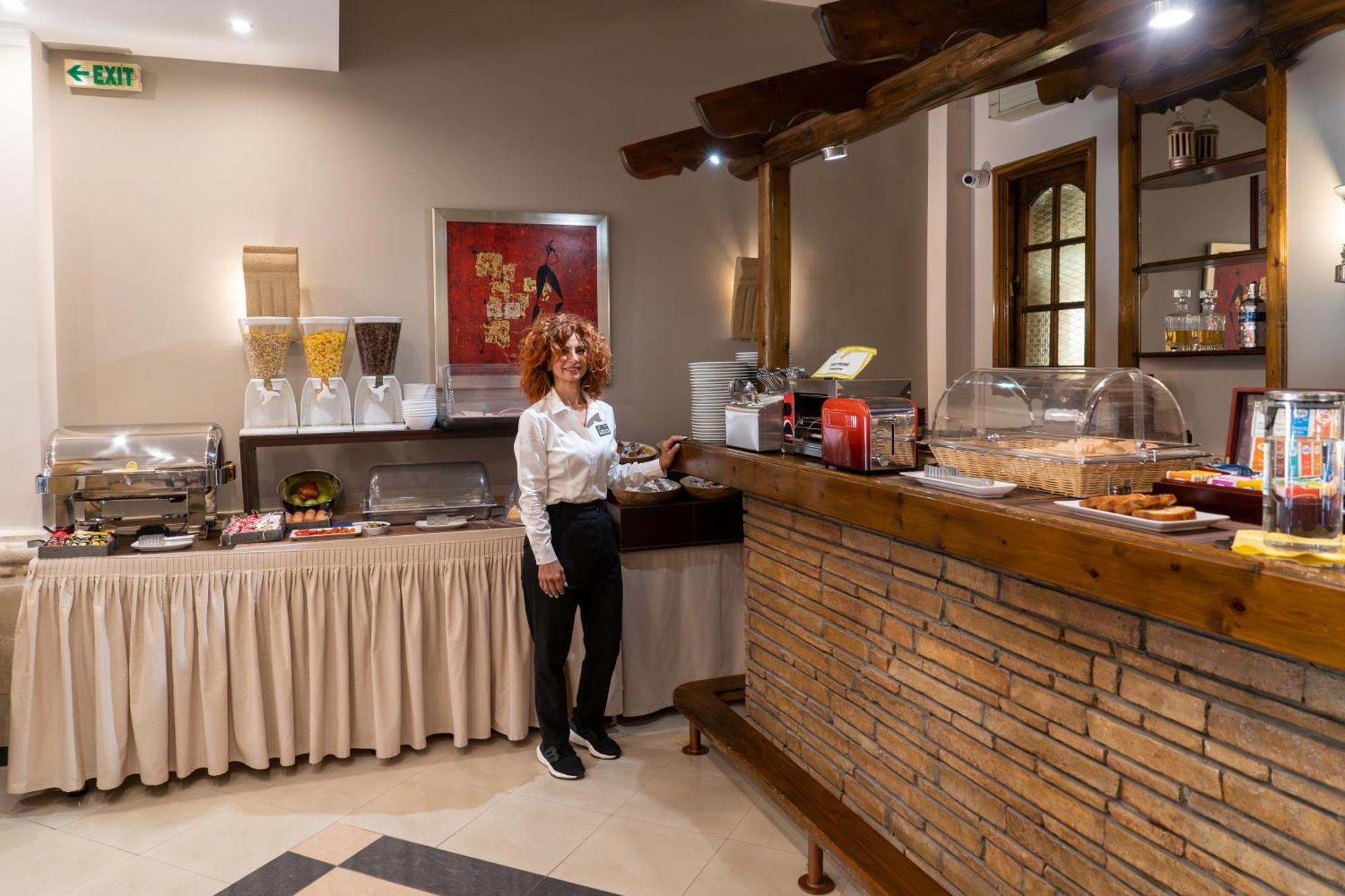Argo Hotel Пірей Екстер'єр фото